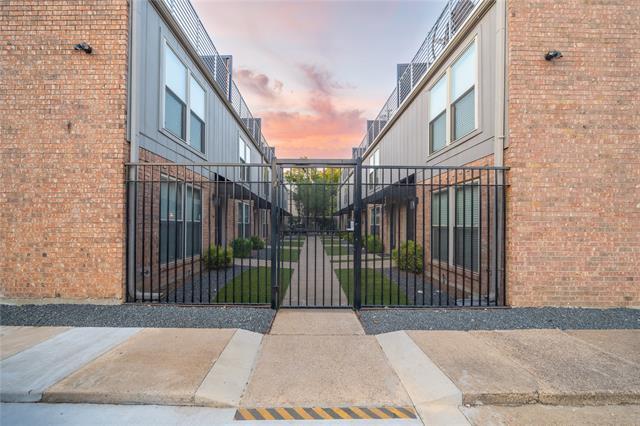 Building Photo - 4131 Wycliff Ave