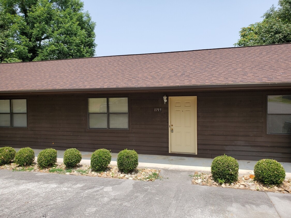 Maryville Perfect Location 2BR/1BA Condo - Maryville Perfect Location 2BR/1BA Condo