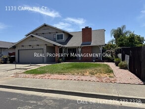 Building Photo - 1131 Caroline Ct