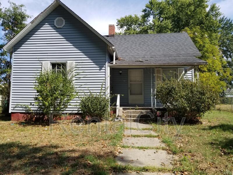 Primary Photo - 212 N Tennessee St