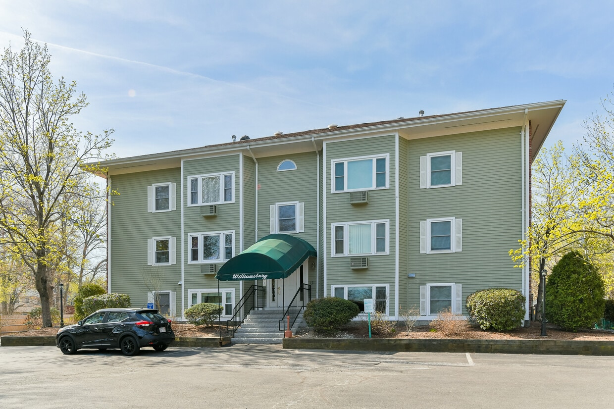 365 Washington St Unit 10, Norwood, MA 02062 Condo for Rent in