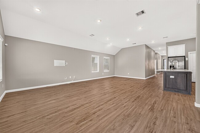 Building Photo - 2450 Rosemary Sage Dr