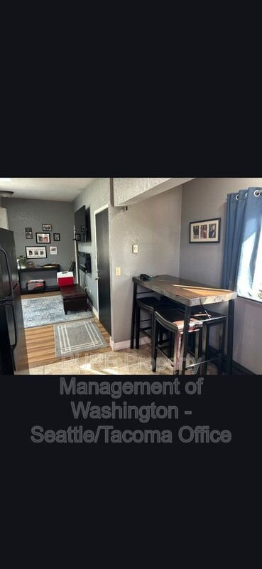 Foto del edificio - 802 9th St SW