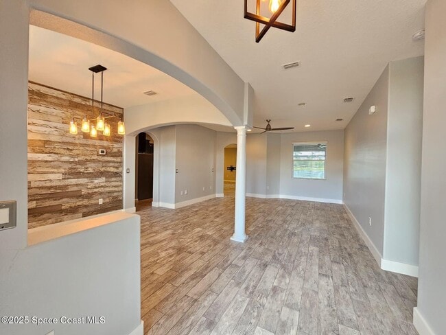 Building Photo - 3820 Watergrass St