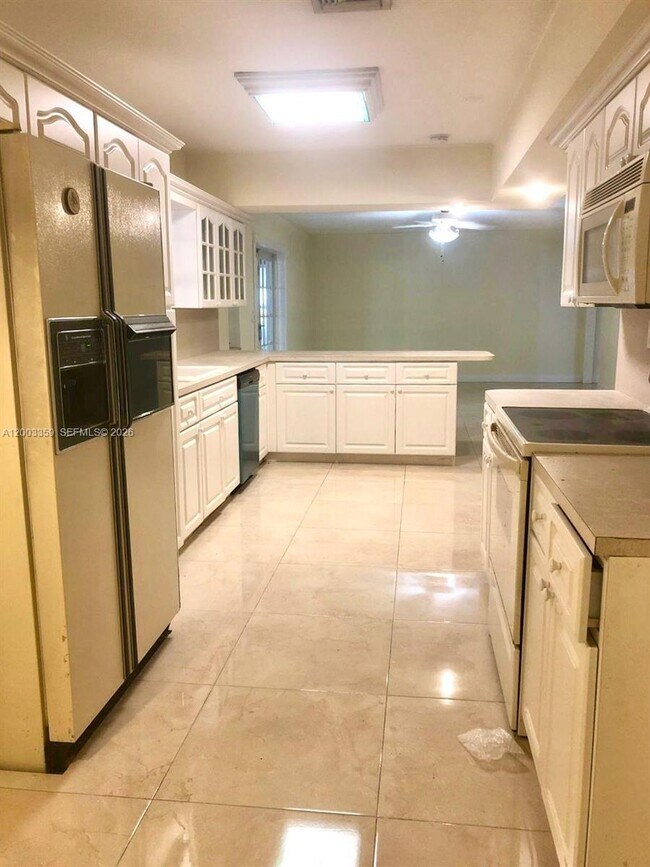 Foto del edificio - 4900 SW 36th Ct
