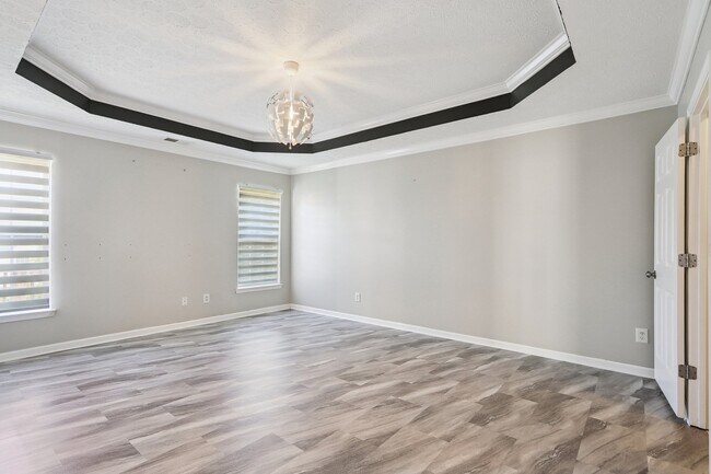 Building Photo - 3157 Skinner Dr