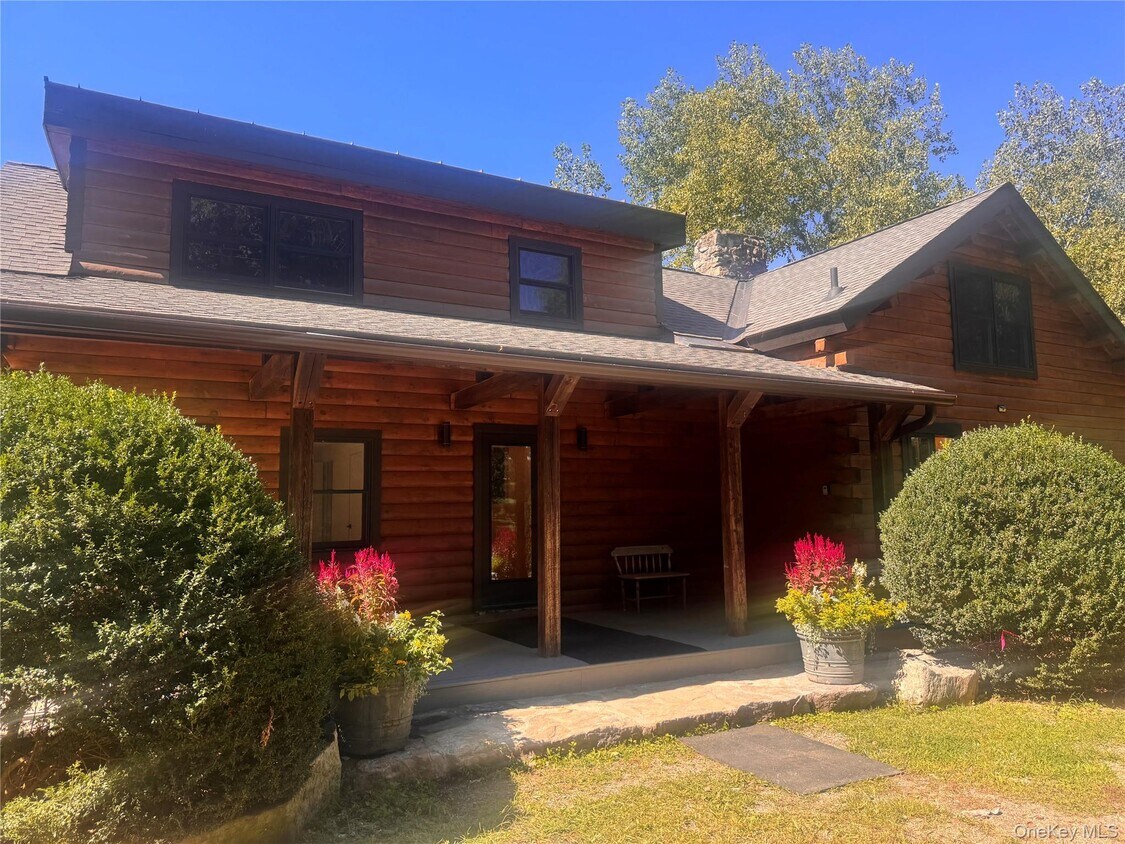 Primary Photo - 383 N Salem Rd