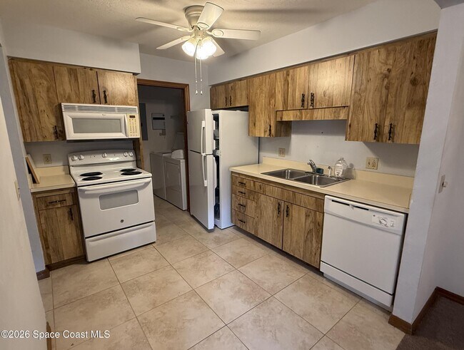 Foto del edificio - 9032 Manchester Ln