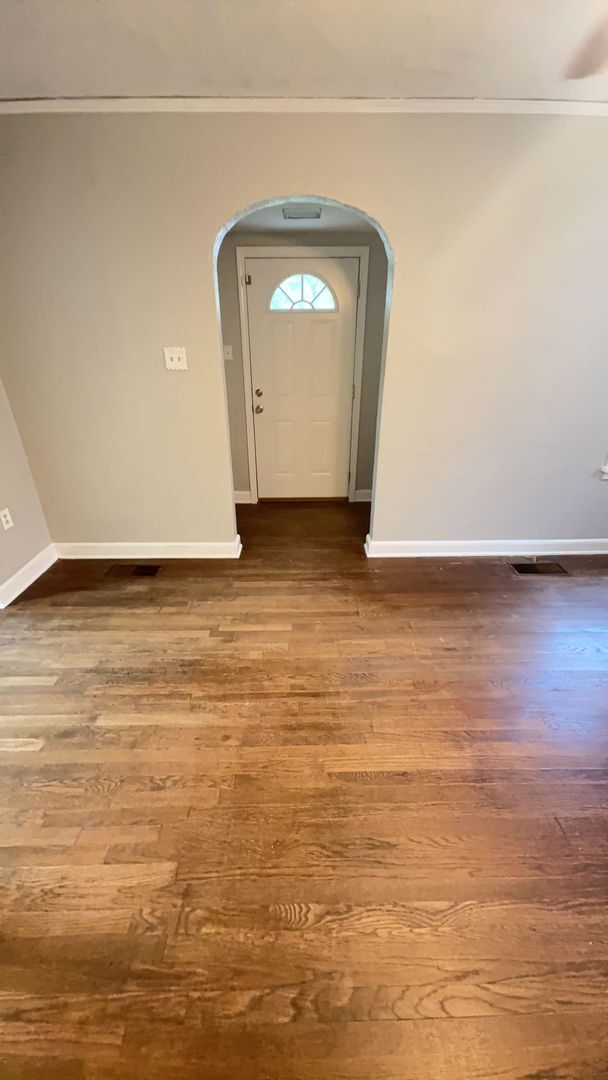 Foto del edificio - Two Bedroom - 1 Bath Home | University of ...