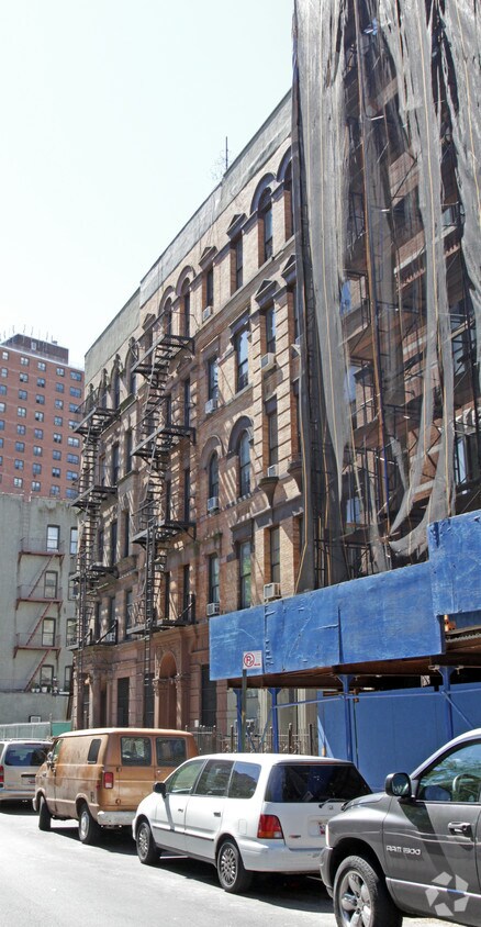 Building Photo - 316 W 142nd St