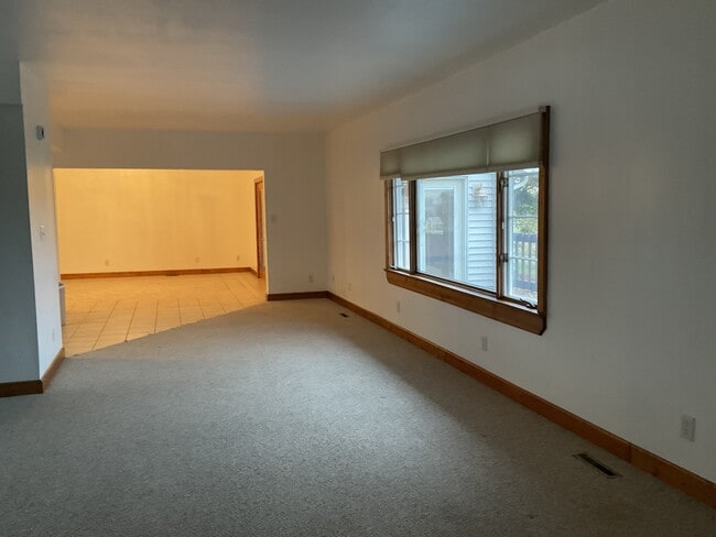 Foto del edificio - 10421 Yoder Rd