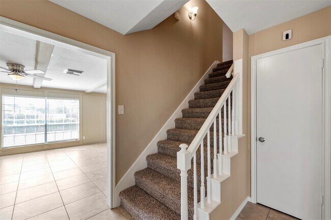 Building Photo - 9107 Godstone Ln