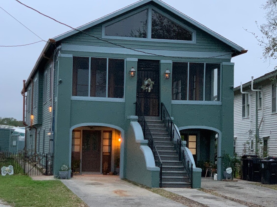 Foto principal - 1810 Moss St