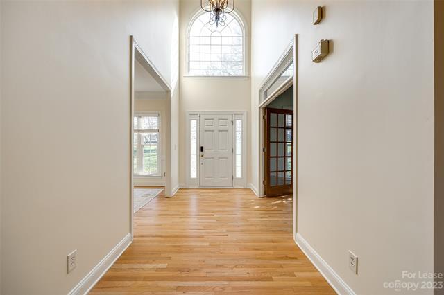 Building Photo - 505 Shadow Cove Ln
