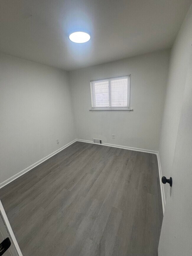 Foto del edificio - 9222 Forrer St