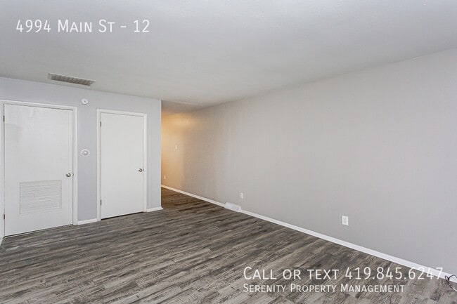 Building Photo - 4994 Main St