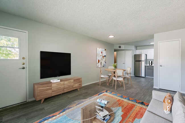 Sun Plaza apartments — community photo - Sun Plaza