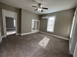 Building Photo - 1023-1025 N Campbell Ave