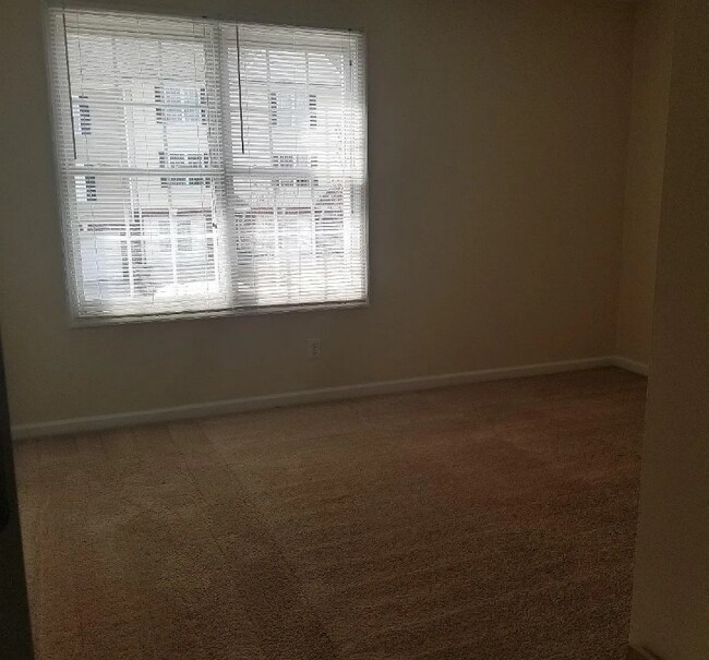 Foto del edificio - 1810 Broadway St