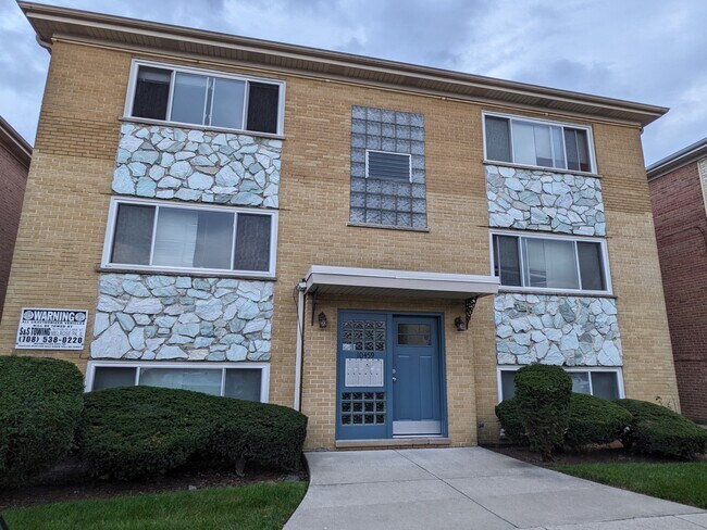 Frente - 10459 Carol Ct