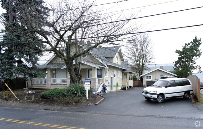 Photo - 4936 NE 105th Ave