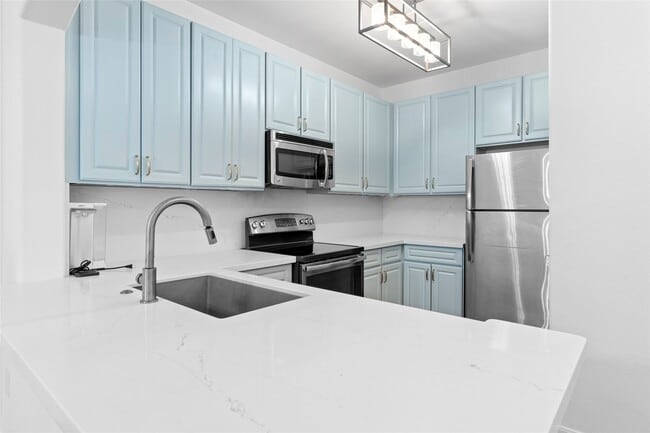 Building Photo - 12707 Boheme Dr