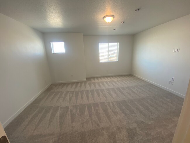 Master Bedroom - 1971 Sand Holw Dr