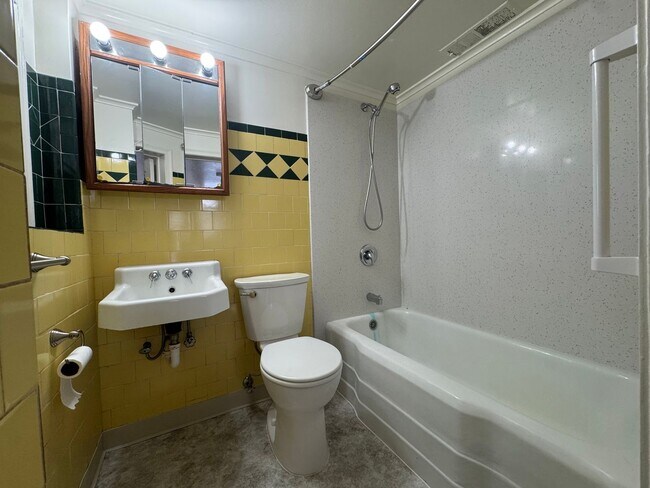 Foto del edificio - 6th &amp; N