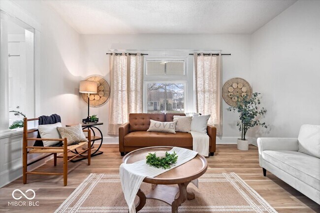 Foto del edificio - 1741 S State Ave