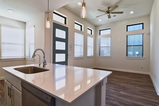 Foto del edificio - 3259 Loam Ln