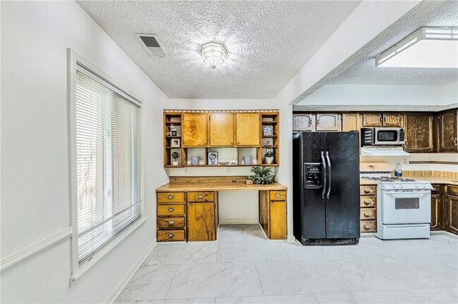 Foto del edificio - 878 Lake Hollow Blvd SW