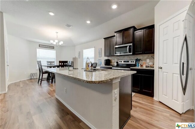 Foto del edificio - 2608 Arno St