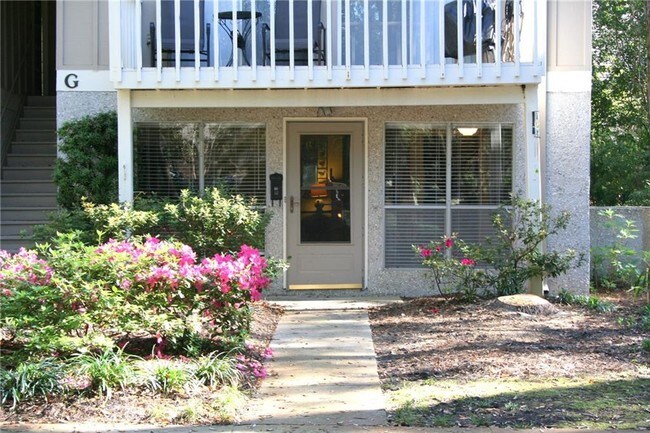 Building Photo - 800 Mallery St