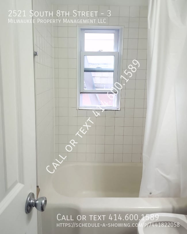 Building Photo - 2521 S 8th St