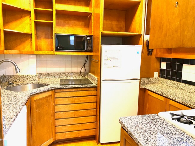 Photo - 1666 Commonwealth Ave Apartment