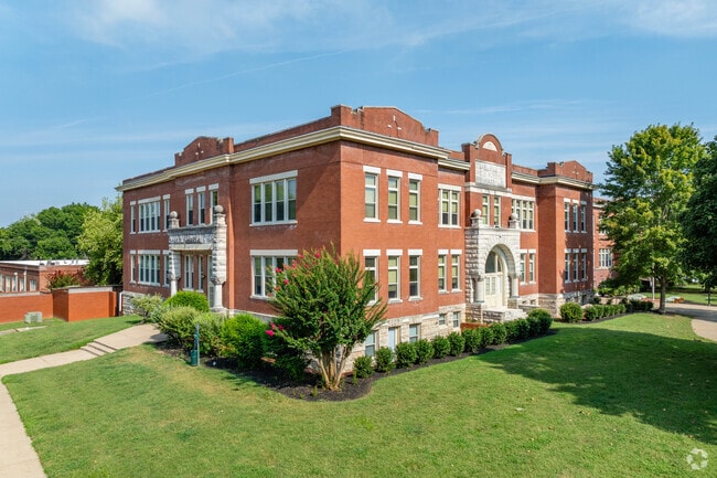 Building Photo - The Penn Warren