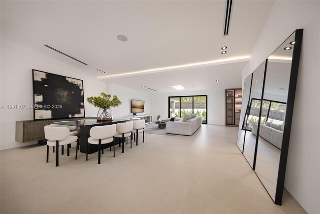 Foto del edificio - 21480 Highland Lakes Blvd