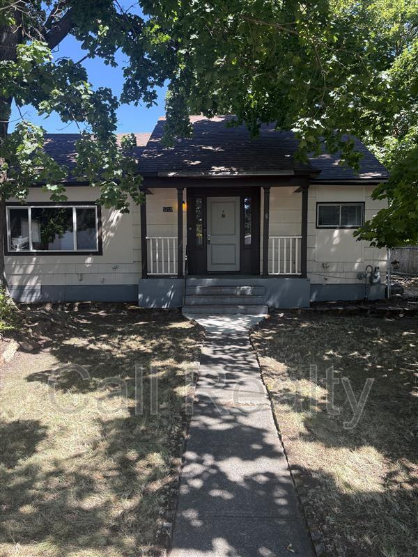 1210 N Locust Rd