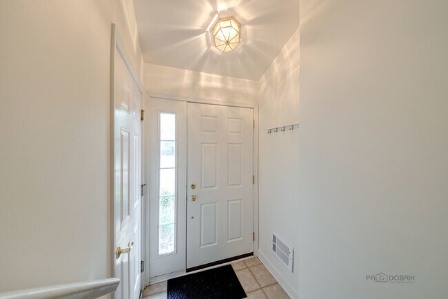 Foto del edificio - 1322 Prescott Dr
