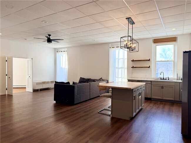 Foto del edificio - 6 Dietz St