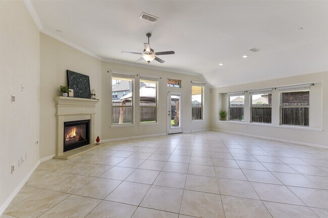 Foto del edificio - 17515 Cypress Hilltop Wy