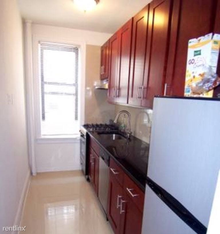 Building Photo - 2846 34th St