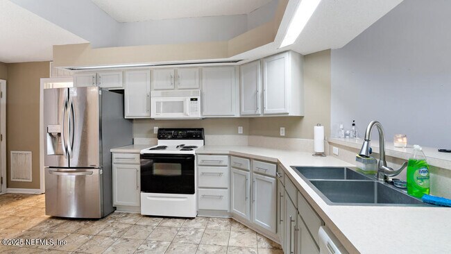 Building Photo - 3430 Brahma Bull Ct