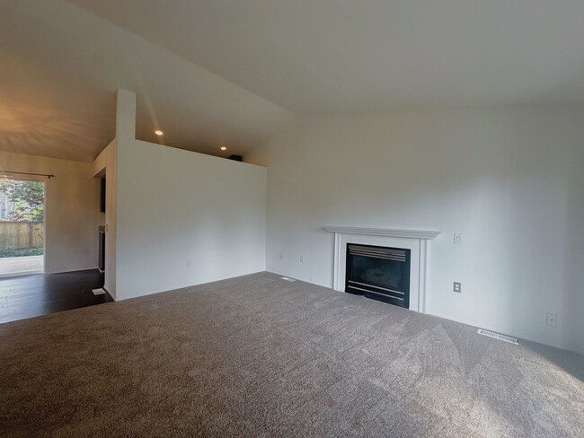 Foto del edificio - Beautiful 4-Bedroom 3-Bath Home in Marysvi...