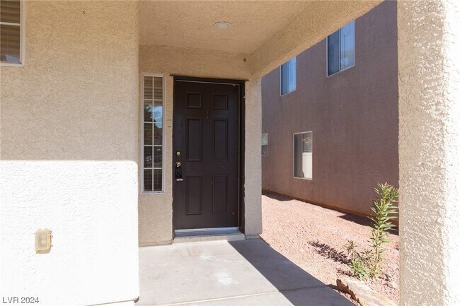Building Photo - 2468 Wild Ambrosia Ave