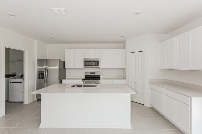 Foto del edificio - 3483 Howell Dr