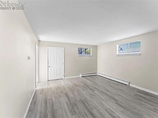 Building Photo - 232 S Hancock Ave