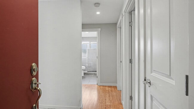 Building Photo - 15152 NE 82nd St