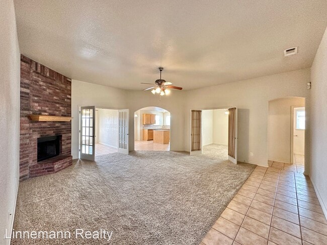 Building Photo - 3 br, 2 bath House - 3710 Barbed Wire Dr