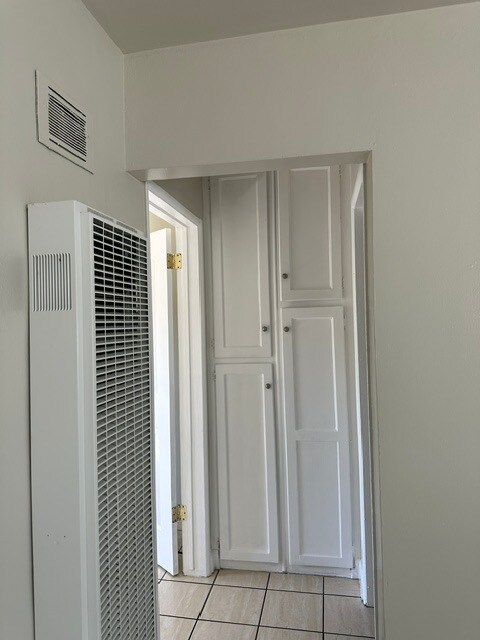 Foto del edificio - 620 E Avon Pl
